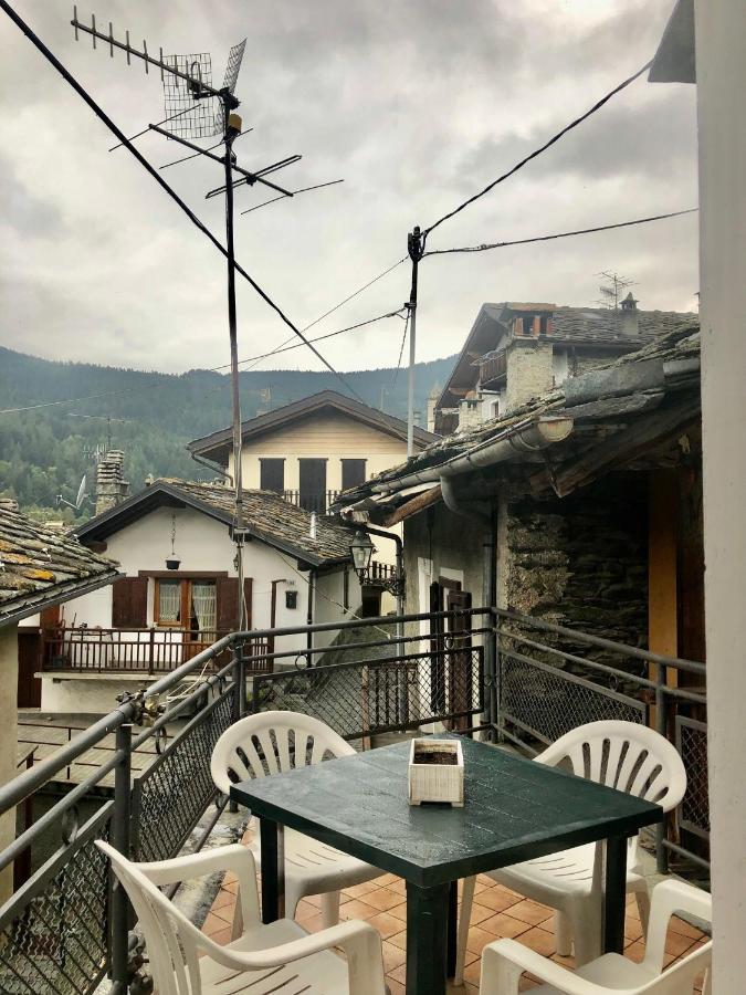 La Losa Brusson Esterno foto